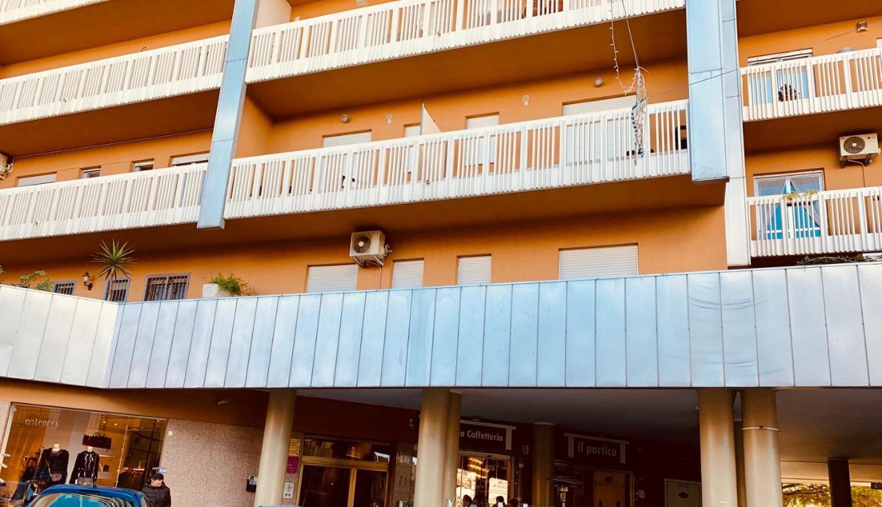 Agora B&B Urban Relais Canosa di Puglia Exterior foto